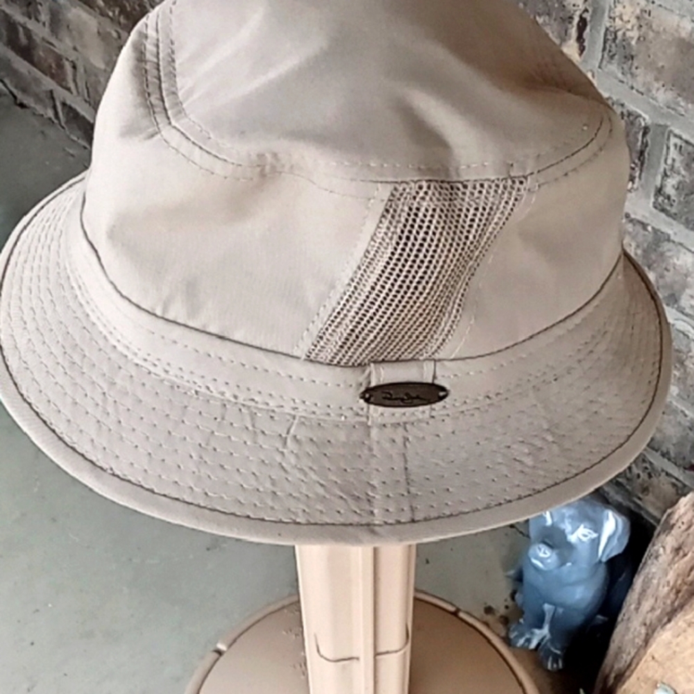 Panama Jack Tan Bucket Sun Beach Travel Outdoor Hat with Mesh Detail Unisex